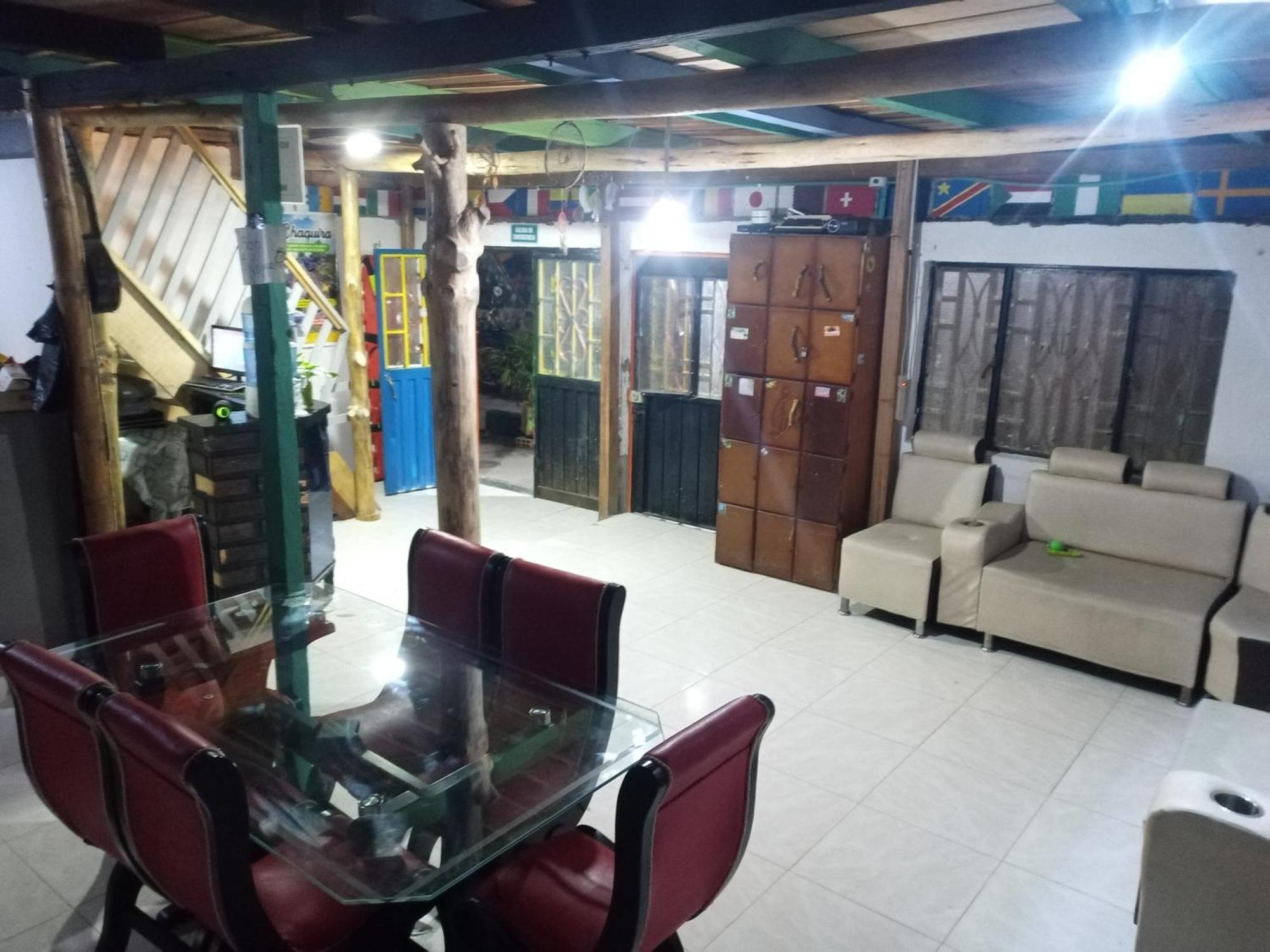 Hostal Musica Y Arte San Agustín Buitenkant foto